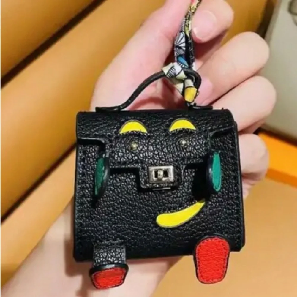 Airpod earphone case- key charm~ pre order